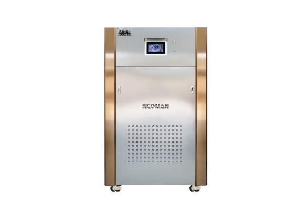 工廠機器運用蒸汽蒸汽發(fā)生器進(jìn)行高溫清洗!