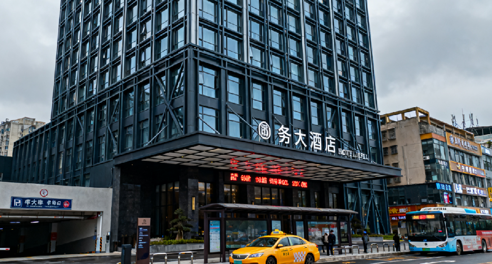 酒店熱水供應設備用的是哪種?